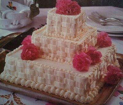 Basket Weave - Cake by Caking Around Bake Shop