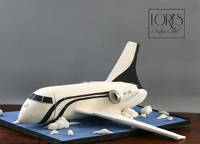 come fly with me..  - Cake by Lori Mahoney (Lori's Custom Cakes) 