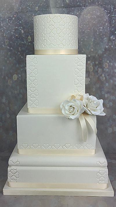 Wedding deluxe - Cake by Cindy Sauvage 