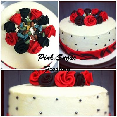 RED AND BLACK ROSE CAKE  - Cake by pink sugar frosting