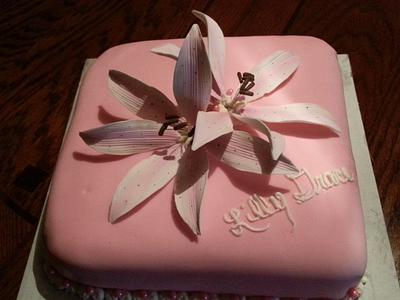Lilly - Cake by Caking Around Bake Shop