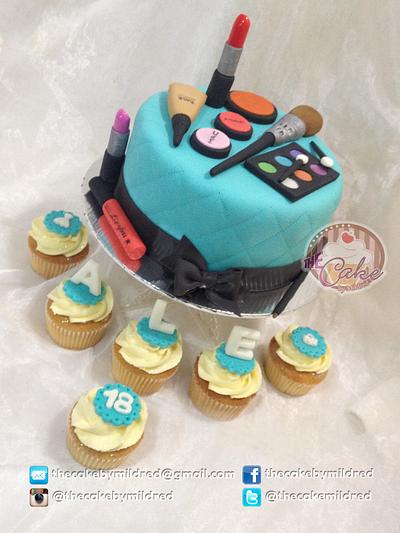 Fashion Girl - Cake by TheCake by Mildred