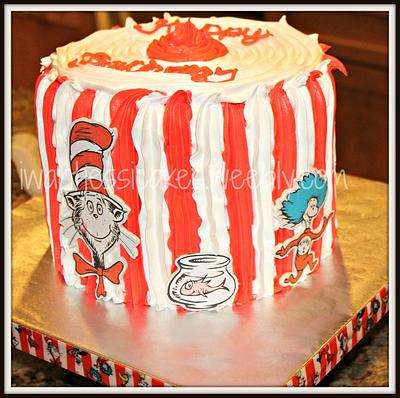 Cat in the Hat cake - Cake by Jessica Chase Avila