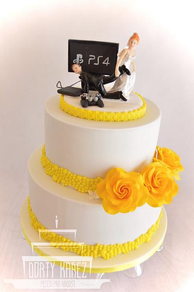 Wedding cake with yellow roses - Cake by Lenka Budinova - Dorty Karez
