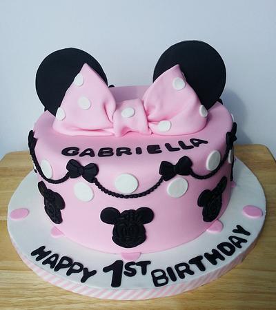 Minnie Mouse Cake - Cake by Enza - Sweet-E