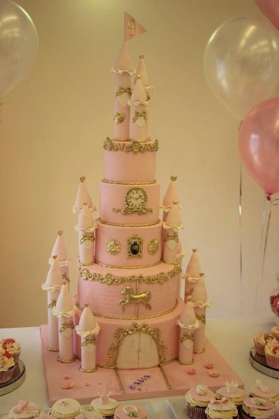 castle cake - Cake by vida cakes