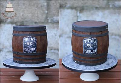 Whiskey barrel cake  - Cake by Sylwia