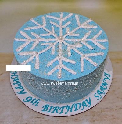 Snowflakes cake - Cake by Sweet Mantra Homemade Customized Cakes Pune