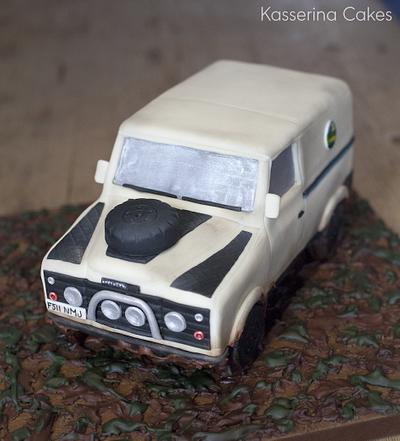 Land rover cake - Cake by Kasserina Cakes