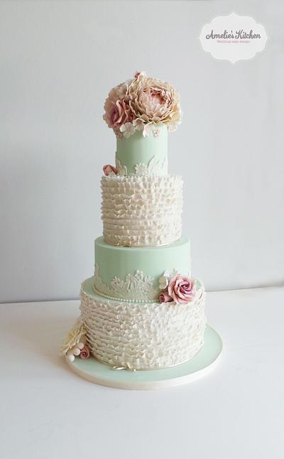 Ruffles with faded vintage peonies and roses - Cake by Helen Ward