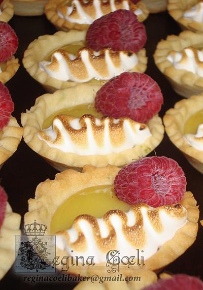 Raspberry - Passion fruit tarts - Cake by Regina Coeli Baker