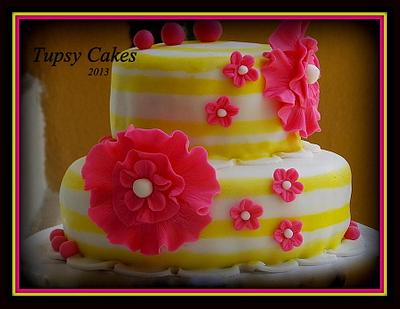 lemon cake   - Cake by tupsy cakes