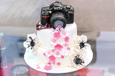 Flowers cake - Cake by  	RusuPaula