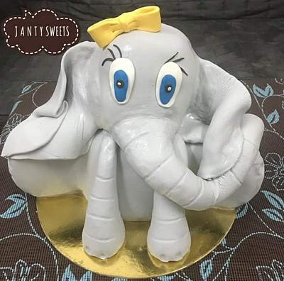 Elephant Cake - Cake by J A N T Y SWEETS 
