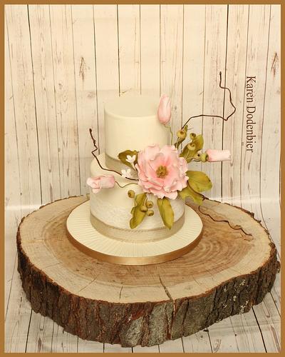 My first Magnolia flower! - Cake by Karen Dodenbier