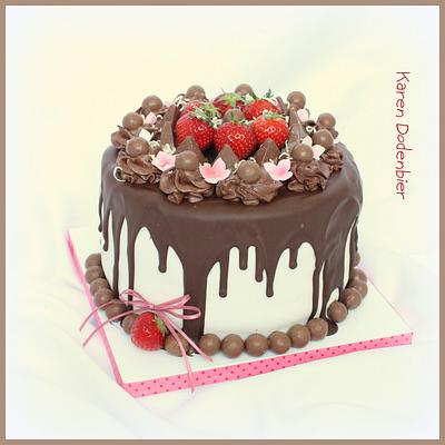 My first drip cake! - Cake by Karen Dodenbier
