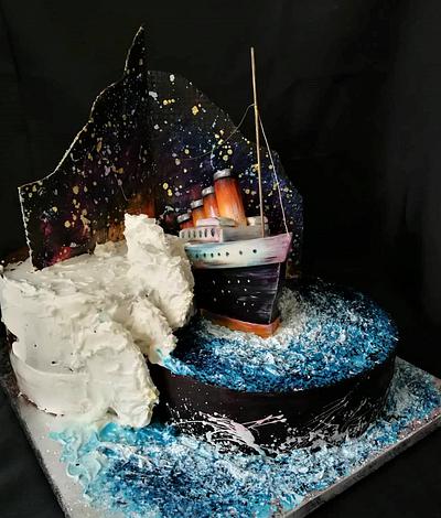Titanic - Cake by Torty Zeiko