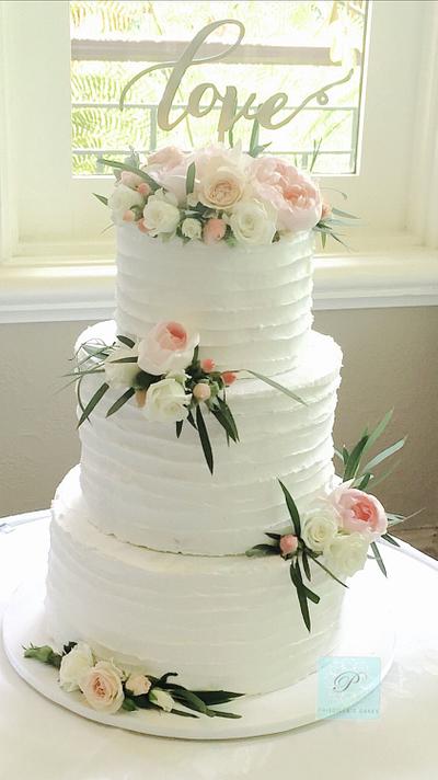 wedding cake - Cake by Priscilla's Cakes