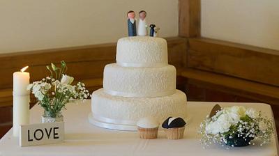 Three tier wedding cake - Cake by Natalie's Cakes & Bakes