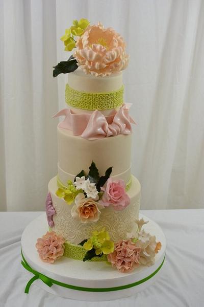 Spring Blooms on a Cake - Cake by Sugarpixy