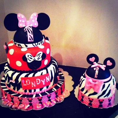 Minnie Mouse - 1st Birthday - Cake by Fun Fiesta Cakes  
