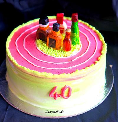 Vanilla cake for 40th birthday - Cake by taystebuds