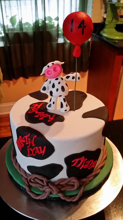 Cow cake - Cake by Honey Bunny Bake Shop