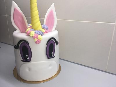 CAKE - Simple UNICORN - Cake by SweetART by Eli