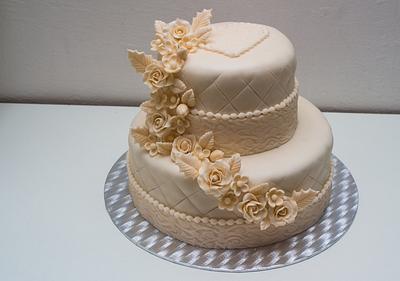 Ivory wedding cake  - Cake by SweetdreamsbyNika