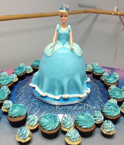 Cinderella Cake - Cake by Maria @ RooneyGirl BakeShop