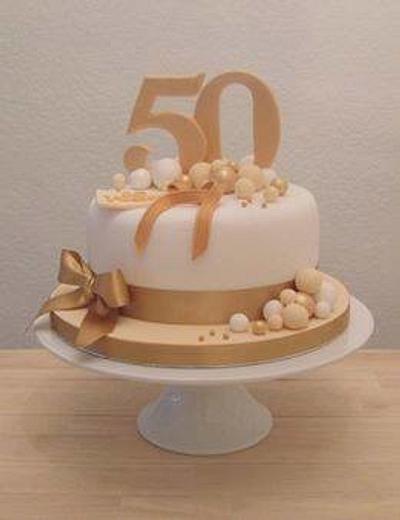 Golden Wedding Anniversary - Cake by The Buttercream Pantry
