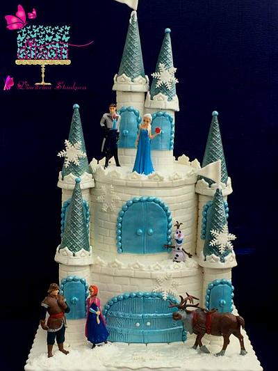 The Castle of Elsa - Cake by Ditsan