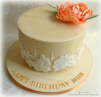Gold Marble effect cake with peach peony flower - Cake by Jip's Cakes