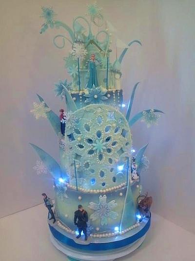 Frozen Cake with Castle  - Cake by Wendy Lynne Begy