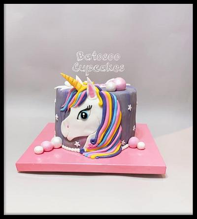 Unicorn cake - Cake by Batosoocupcakes
