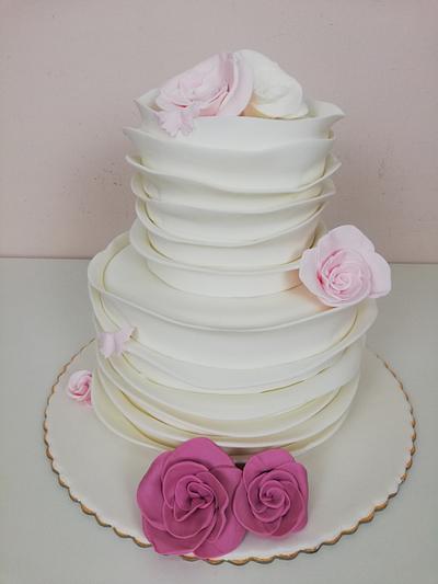 Wedding cake  - Cake by Sweetpopie cakes