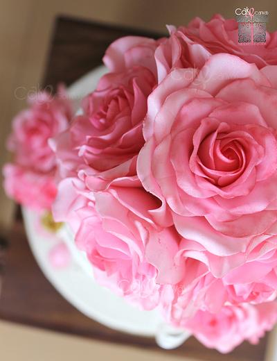 Wedding Roses - Cake by Anna Mathew Vadayatt