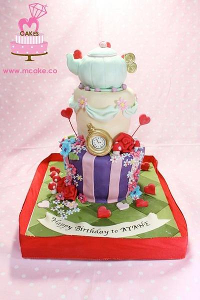 Alice in Wonderland Cake - Cake by megumi suzuki