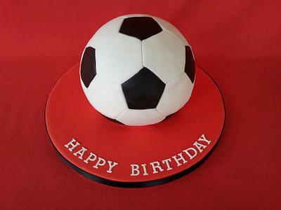 Football cake - Cake by Shoreline Sugar Design by Sarah