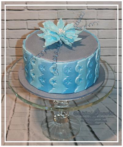 2014 Xmas Blue Poinsettia - Cake by Suzanne Readman - Cakin' Faerie