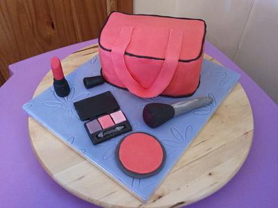 Make-Up Kit - Cake by VivaVCakes
