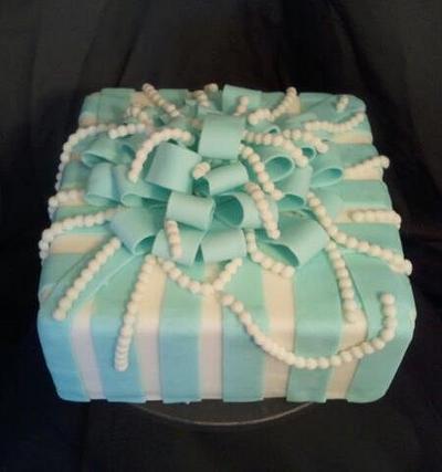 Gift Box - Cake by Caking Around Bake Shop