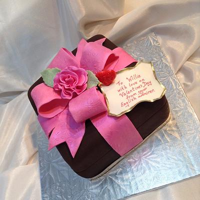 Valentine cake - Cake by June Lynch, Picture Perfect Cake, Dundas