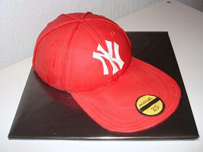 NY Baseball cap - Cake by Biby's Bakery