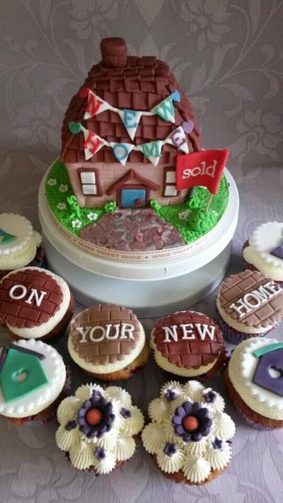 New home cake - Cake by Babbaloos Cakes