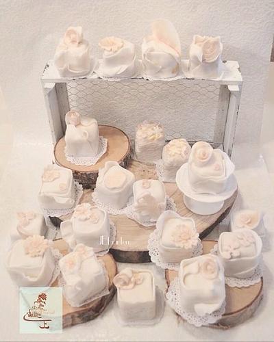 Al kinds of mini cakes - Cake by Judith-JEtaarten