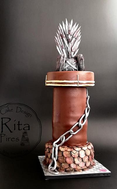 The Game of the Thrones - Cake by Rita Pires