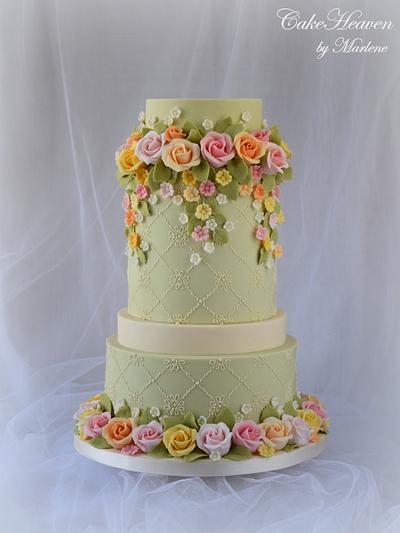 Roses Cake -  Cake Craft Guide Wedding Cakes and Sugar flowers, issue 26 - Cake by CakeHeaven by Marlene