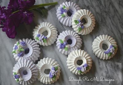 Sultane Meringues - Cake by Melody Pierce