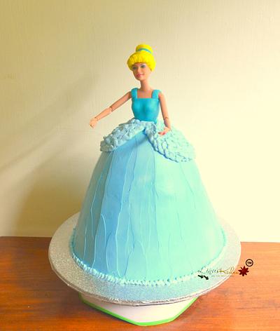 Cinderella! - Cake by Linuskitchen